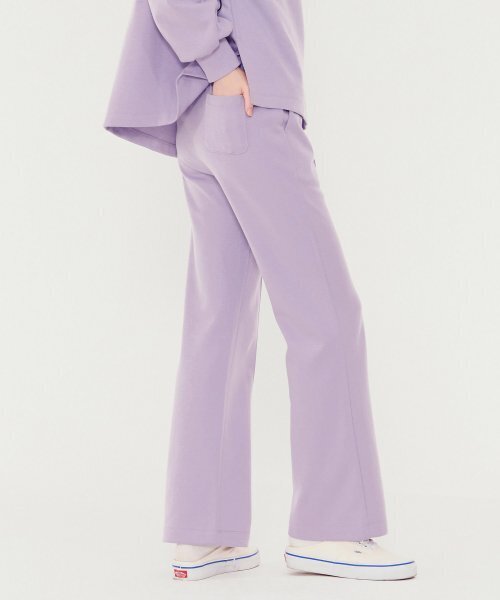 CHASECULT(チェイスカルト)の「レディース ピンタック ブーツカット ウォームアップパンツ-BERG7262B0T(スウェットパンツ・レディース・バイオレット・70/67/76)」の2枚目の写真