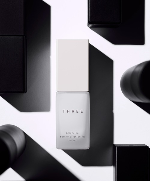 THREE］バランシング バリア ブライトニング セラム three バランシングバリアブライトニングセラム　30ml