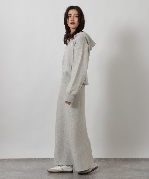 LAKOLE（ラコレ）の「スウェットライクニットフレアスカート / 637708（スカート・レディース・ネイビー/杢グレー・FREE）」の4枚目の写真