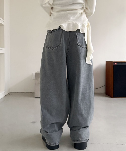 4INT.（フォイント）の「ヴィンテージ バルーン ワイド デニム パンツ（デニムパンツ・レディース・グレー・S/M/L）」の9枚目の写真