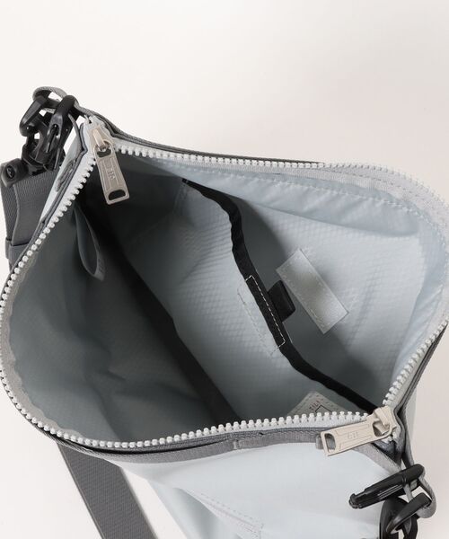 CIE(シー)の「【CIE】DRY SHOULDER-S 022106(ショルダーバッグ・メンズ・ブラック・FREE)」の4枚目の写真