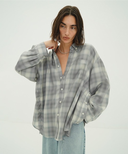 CLANE（クラネ）の「2WAY OVER OMBRE CHECK SHIRTS（シャツ/ブラウス・レディース・イエロー/グレー・2/1）」の3枚目の写真