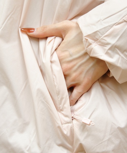 DANTON（ダントン）の「DANTON/ダントン　インサレーションフーデットジャケット　INSULATION HOODED JACKET　DT-A0757 SNT（ナイロンジャケット・レディース・アイボリー/ブラック/ピンク・M）」の5枚目の写真