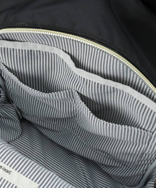 SHOO・LA・RUE（シューラルー）の「【撥水】整理整頓できちゃうリュック（バックパック/リュック・レディース・ブラック系4/グレー系4/ブラック・00）」の21枚目の写真