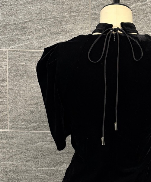 ANDRESD(アンドレスド)の「アクセントチョーカートップス / accent choker tops(シャツ/ブラウス・レディース・ブラック系その他/ブラック/チャコール・M)」の14枚目の写真