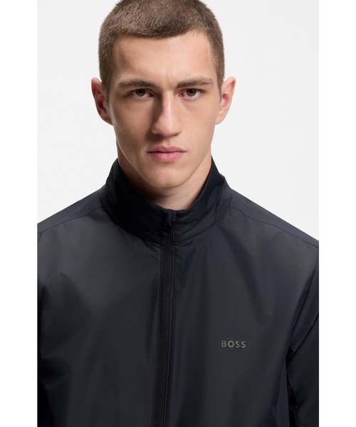 BOSS(ボス)の「はっ水ジャケット 4WAYストレッチファブリック(ナイロンジャケット・メンズ・ダークブルー・XL/L/S/M)」の4枚目の写真