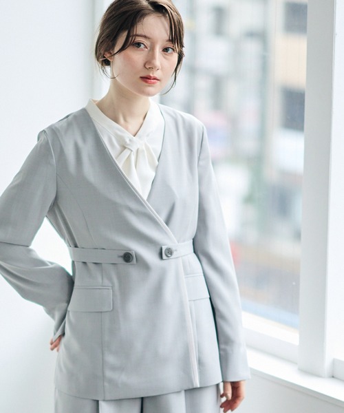 12Twelve Agenda（トゥエルブ　アジェンダ）の「配色デザインカラーレスジャケット（ノーカラージャケット・レディース・ネイビー/ライトグレー・M）」の3枚目の写真