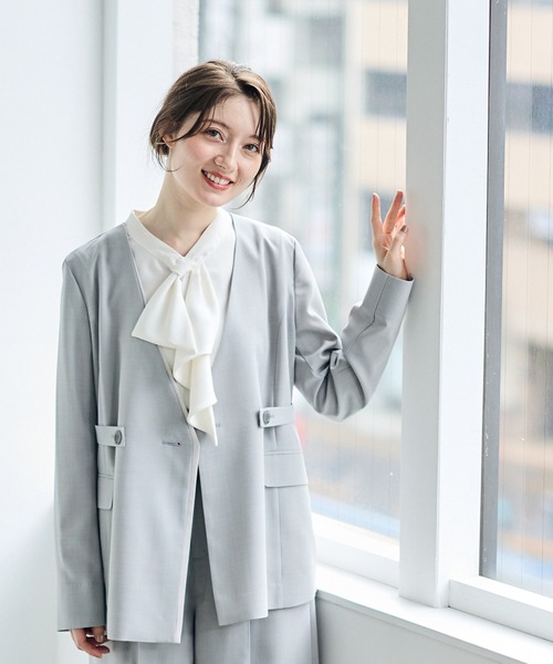 12Twelve Agenda（トゥエルブ　アジェンダ）の「配色デザインカラーレスジャケット（ノーカラージャケット・レディース・ネイビー/ライトグレー・M）」の6枚目の写真