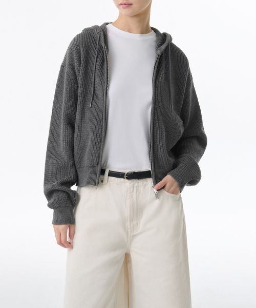 MUSINSA STANDARD WOMAN（ムシンサスタンダードウーマン）の「ウィメンズリブニットフードパーカージップアップ[ミディアムグレー]（ニット/セーター・レディース・その他・LARGE/SMALL/MEDIUM/X-SMALL）」の4枚目の写真