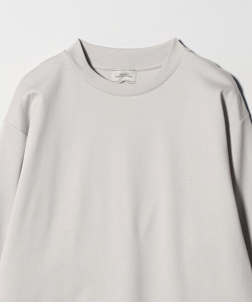 【Lohen】サイドスリットクルーネックカットソー サイドスリットクルーネックカットソー lohenの通販 by SUNIs shop｜ラクマ