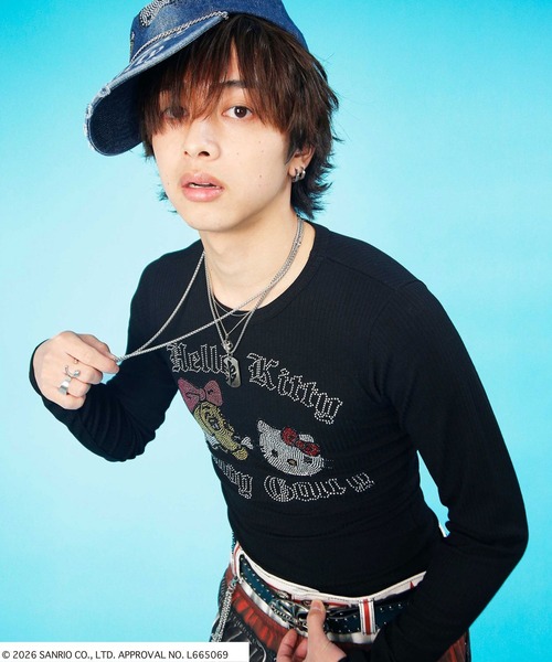GALFY（ガルフィー）の「GALFY（ガルフィー）キラキラガルTee/コラボ ラインストーンロゴ リブロンT/タイトフィット（Tシャツ/カットソー・レディース・ブラック/ホワイト/ブラウン/ピンク・FREE）」の3枚目の写真