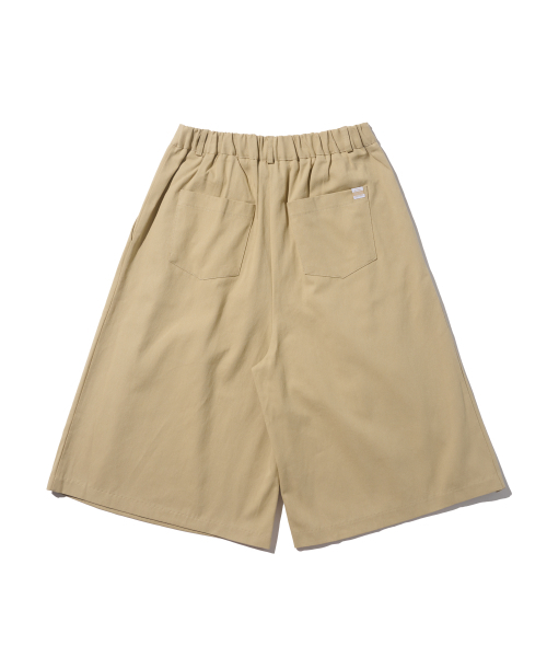 CARGOBROS FOR WOMAN(カーゴブロスフォーウィメン)の「コットンピンタックワイドバミューダパンツ(ベージュ)(その他パンツ・レディース・その他・FREE)」の2枚目の写真