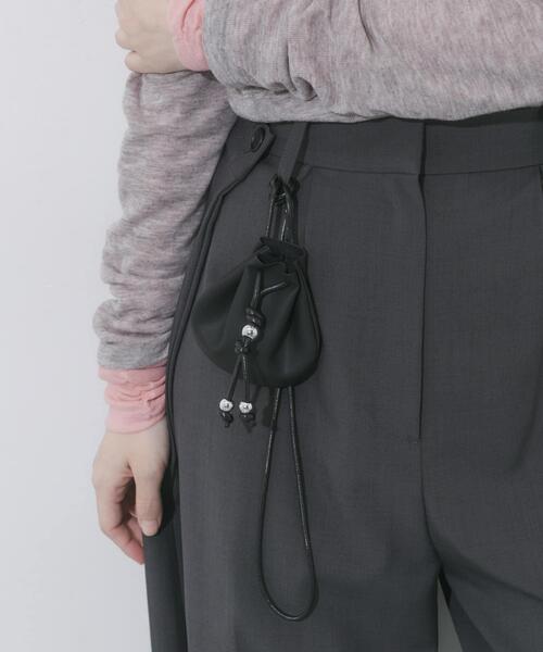 SMELLY(スメリー)の「サークルネックポーチ(ポーチ・レディース・ブラック/ブラウン・-)」の16枚目の写真