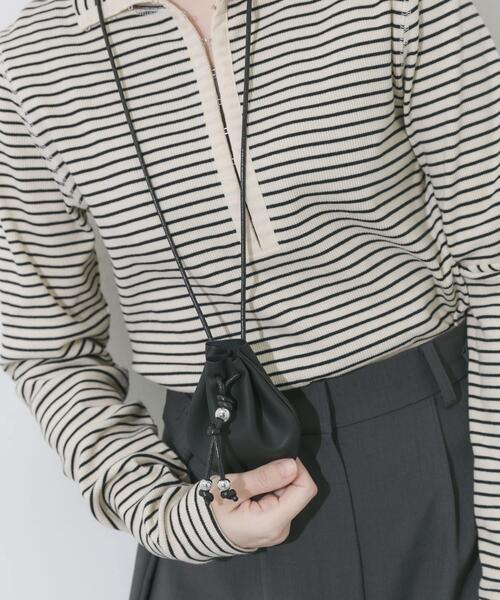 SMELLY(スメリー)の「サークルネックポーチ(ポーチ・レディース・ブラック/ブラウン・-)」の13枚目の写真