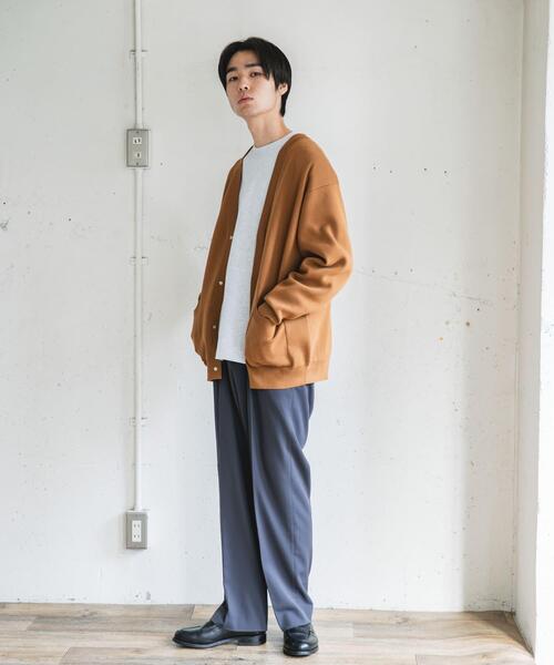 URBAN RESEARCH DOORS（アーバンリサーチドアーズ）の「『UR TECH Renew Knit』Vネックカーディガン（カーディガン/ボレロ・メンズ・ブラウン系その他/グレー/チャコールグレー・MEDIUM/LARGE）」の7枚目の写真