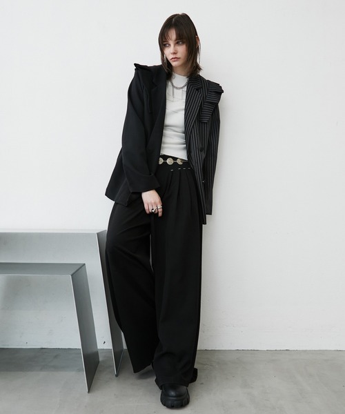 MONOe(モノエ)の「【大人華やか】ランダムラインストーンリブトップス(ニット/セーター・レディース・ホワイト/ブラック・FREE)」の5枚目の写真