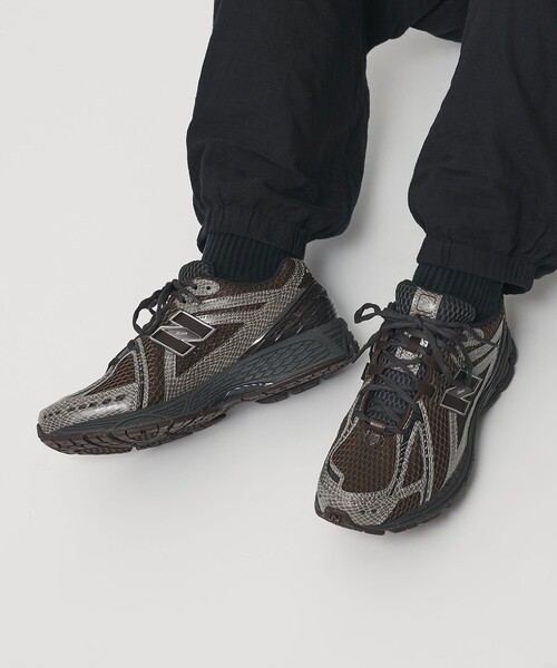 NEW BALANCE(ニューバランス)の「<New Balance>1906R スニーカー(スニーカー・メンズ・ブラウン系・26cm/27cm/28.5cm/26.5cm/25.5cm/25cm/29cm/27.5cm/28cm)」の2枚目の写真