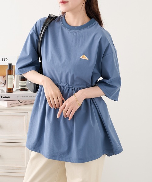 KELTY(ケルティ)の「別注【KELTY】ケルティ ラッシュガード チュニック Tシャツ / UVカット 速乾 ドライ / ワンポイントロゴ 体型カバー お尻が隠れる UVカット 速乾 ドライ 半袖 プール 海 アウトドア キャンプ ママコーデ レディース(Tシャツ/カットソー・レディース・サックスブルー/ブラック/ベージュ・FREE)」の8枚目の写真