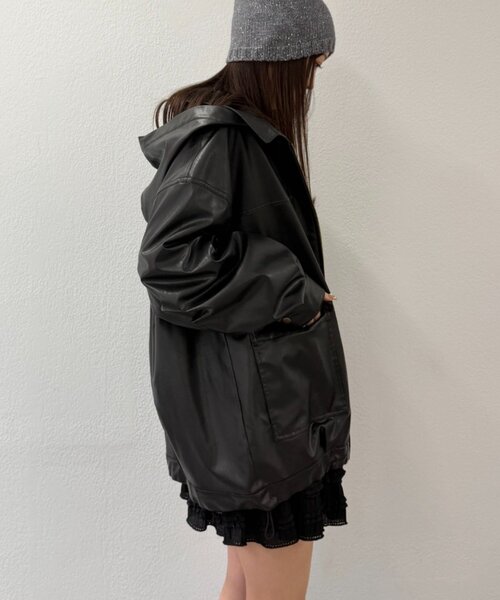 w closet（ダブルクローゼット）の「フェイクレザーフーディージャケット（その他アウター・レディース・ブラック/ブラウン・FREE）」の20枚目の写真