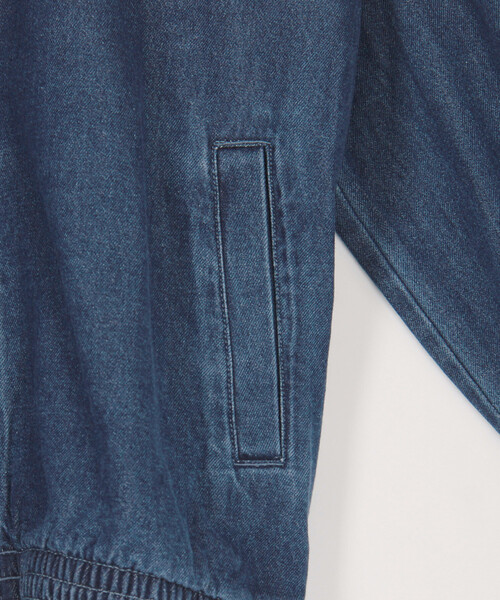 adidas(アディダス)の「adidas/アディダス DENIM OVER SIZE TRACKTOP/アディカラー デニム オーバーサイズ トラックトップ(ブルゾン・レディース・ブルー・X-SMALL/SMALL)」の4枚目の写真
