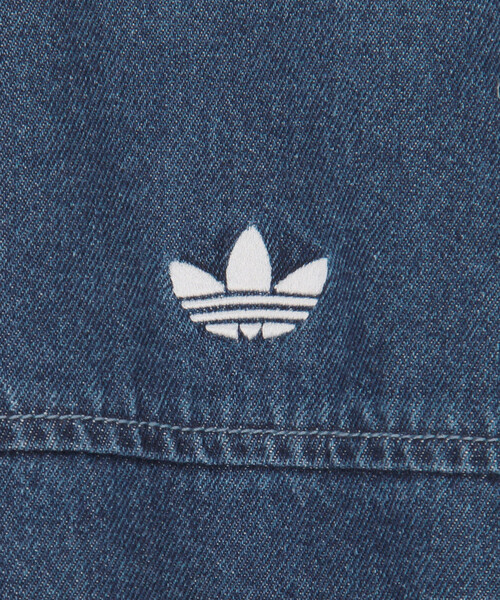 adidas(アディダス)の「adidas/アディダス DENIM OVER SIZE TRACKTOP/アディカラー デニム オーバーサイズ トラックトップ(ブルゾン・レディース・ブルー・X-SMALL/SMALL)」の7枚目の写真