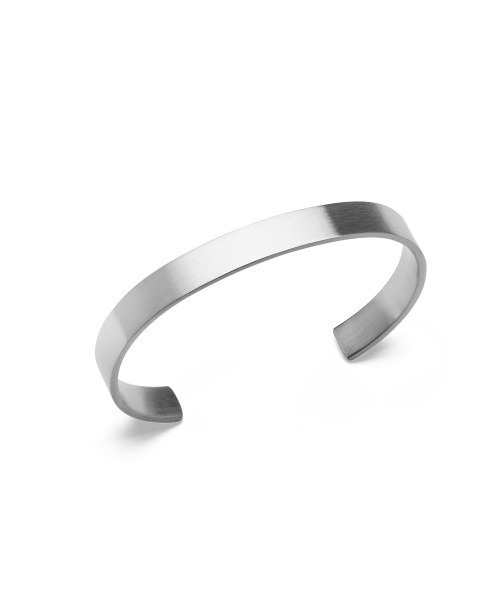 Daniel Wellington(ダニエルウェリントン)の「Line Cuff Brushed/Polished 7MM ローズゴールド/ゴールド/シルバー/グレー(ブレスレット・レディース・イエローゴールド/ピンクゴールド/ゴールド系その他/シルバー系その他/グレー/シルバー/ゴールド系その他3・LARGE/SMALL)」の9枚目の写真