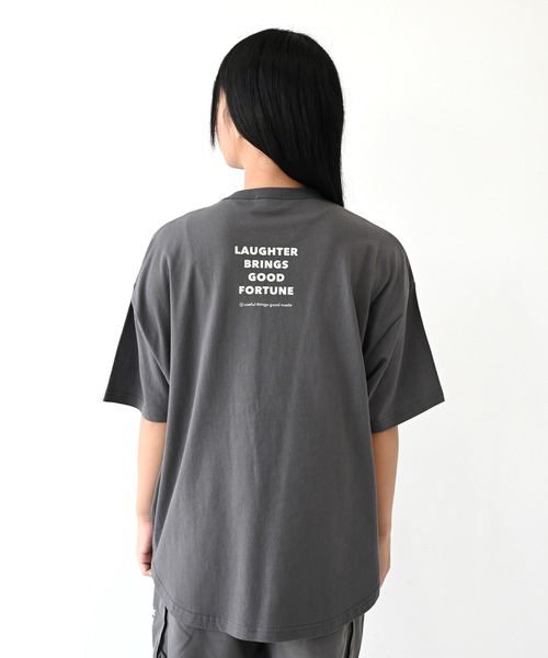 GENERATOR(ジェネレーター)の「ジェネレーター LAUGHT Tシャツ(Tシャツ/カットソー・レディース・チャコールグレー/ベージュ系その他/サックスブルー・F)」の9枚目の写真