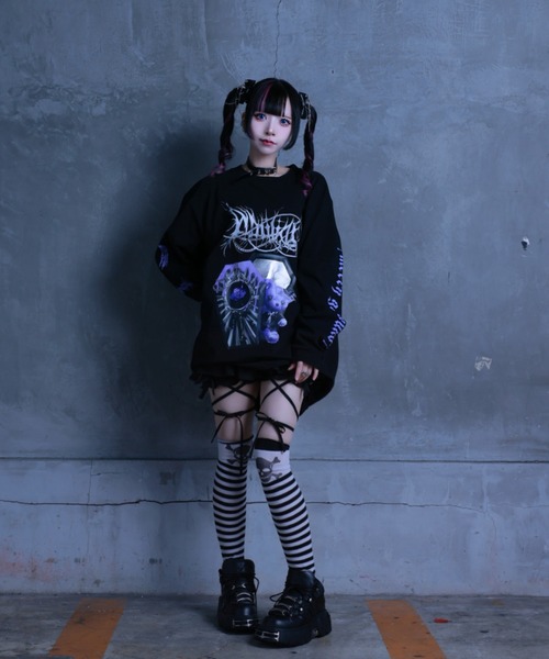 Amilige(アミリージュ)の「Coffin Bat BearロングTシャツ(Tシャツ/カットソー・レディース・ホワイト/ブラック・FREE)」の5枚目の写真