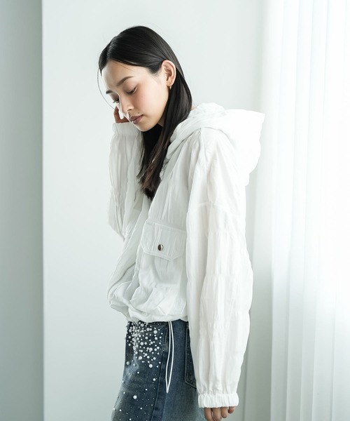 mili an deni（ミリアンデニ）の「ワッシャー加工シャーリングブルゾン（ブルゾン・レディース・ブラック/カーキ/オフホワイト・M）」の7枚目の写真