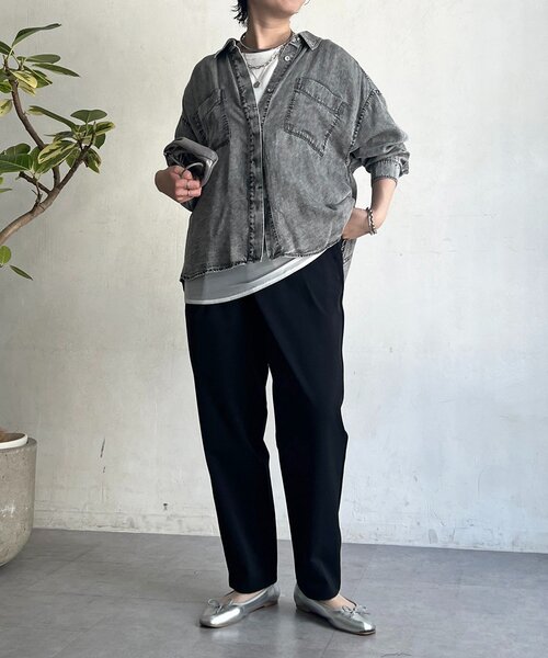 un dix cors（アンディコール）の「ヘンリーネック2WAYタンクトップ（キャミソール・レディース・アイボリー/ブラック/オフホワイト・FREE）」の8枚目の写真