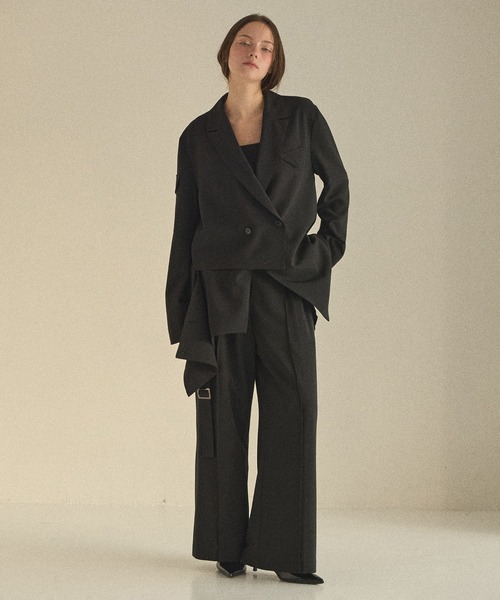 MIELI INVARIANT（ミエリインヴァリアント）の「Wide Cover Layer Slacks（スラックス・レディース・ブラック/ベージュ・MEDIUM/SMALL）」の16枚目の写真