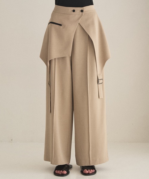 MIELI INVARIANT（ミエリインヴァリアント）の「Wide Cover Layer Slacks（スラックス・レディース・ブラック/ベージュ・MEDIUM/SMALL）」の4枚目の写真