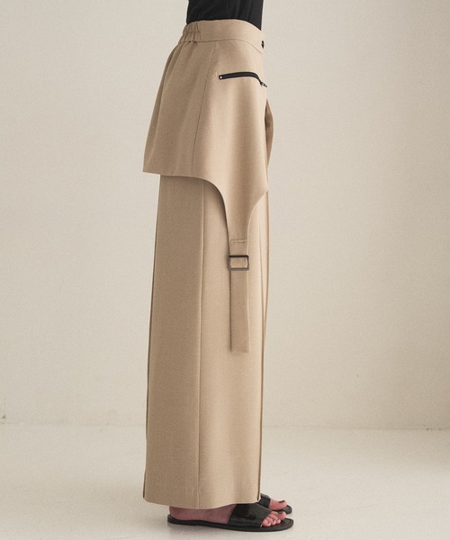 MIELI INVARIANT（ミエリインヴァリアント）の「Wide Cover Layer Slacks（スラックス・レディース・ブラック/ベージュ・MEDIUM/SMALL）」の8枚目の写真