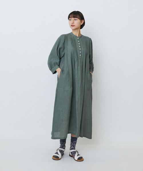 LOISIR(ロワズィール)の「グランジリネンタックディテールワンピース(ワンピース・レディース・カーキ/ピンク・FREE)」の2枚目の写真