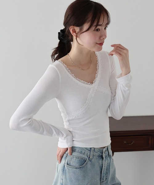 BLUEEAST（ブルーイースト）の「クロスレーストリムカットソー（Tシャツ/カットソー・レディース・グレー/ブラック/ホワイト・MEDIUM）」の4枚目の写真