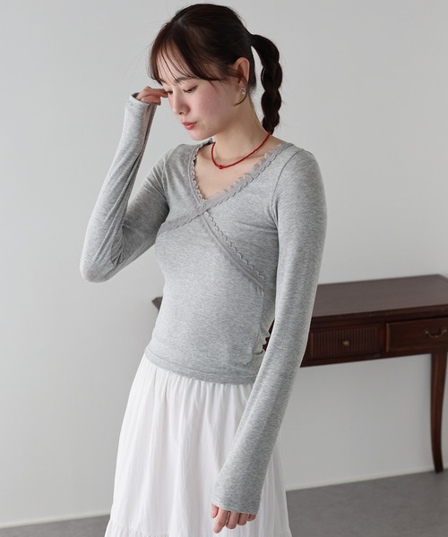 BLUEEAST（ブルーイースト）の「クロスレーストリムカットソー（Tシャツ/カットソー・レディース・グレー/ブラック/ホワイト・MEDIUM）」の9枚目の写真