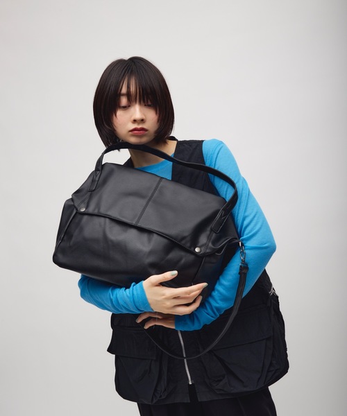 TONER（トナー）の「ドットボタンドレープビッグバッグ/ロゴプレート付き（ショルダーバッグ・レディース・アイボリー/ブラウン/ブラック・FREE）」の21枚目の写真
