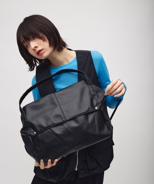 TONER（トナー）の「ドットボタンドレープビッグバッグ/ロゴプレート付き（ショルダーバッグ・レディース・アイボリー/ブラウン/ブラック・FREE）」の13枚目の写真