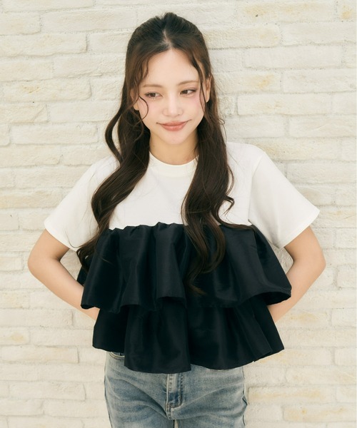 Olu.(オルドット)の「ボリュームフリルドッキングトップス(Tシャツ/カットソー・レディース・ホワイト/ブラック・FREE)」の14枚目の写真