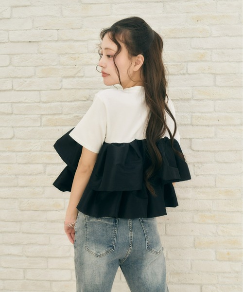 Olu.(オルドット)の「ボリュームフリルドッキングトップス(Tシャツ/カットソー・レディース・ホワイト/ブラック・FREE)」の16枚目の写真