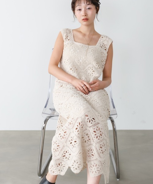 Bab(バブ)の「【選べるサイズ展開】ロムバスクロシェロングワンピース(ワンピース・レディース・チャコールグレー/A/ホワイト系その他・M/S)」の6枚目の写真