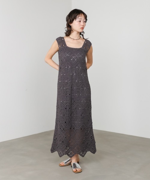Bab(バブ)の「【選べるサイズ展開】ロムバスクロシェロングワンピース(ワンピース・レディース・チャコールグレー/A/ホワイト系その他・M/S)」の10枚目の写真