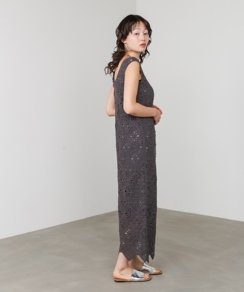 Bab(バブ)の「【選べるサイズ展開】ロムバスクロシェロングワンピース(ワンピース・レディース・チャコールグレー/A/ホワイト系その他・M/S)」の12枚目の写真
