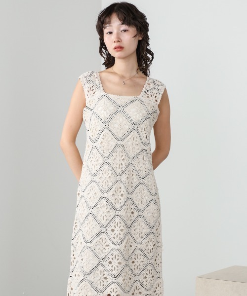 Bab(バブ)の「【選べるサイズ展開】ロムバスクロシェロングワンピース(ワンピース・レディース・チャコールグレー/A/ホワイト系その他・M/S)」の22枚目の写真