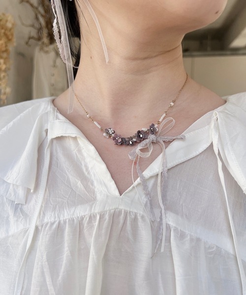 m.soeur（エムスール）の「ランタナとガラスビーズのネックレス（ネックレス・レディース・グレー/ホワイト/ブラック・FREE）」の14枚目の写真