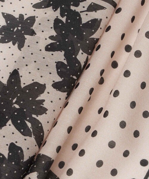 ANAYI（アナイ）の「【セットアップ対応商品】ドットパッチワークプリントボウタイ ブラウス（シャツ/ブラウス・レディース・ベージュ/ブラック・38/36）」の9枚目の写真
