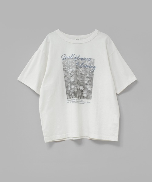 RNA-N(アールエヌエーエヌ)の「M2648 small flower フォトT(Tシャツ/カットソー・レディース・オフホワイト/ブラウン/ベージュ・FREE)」の5枚目の写真