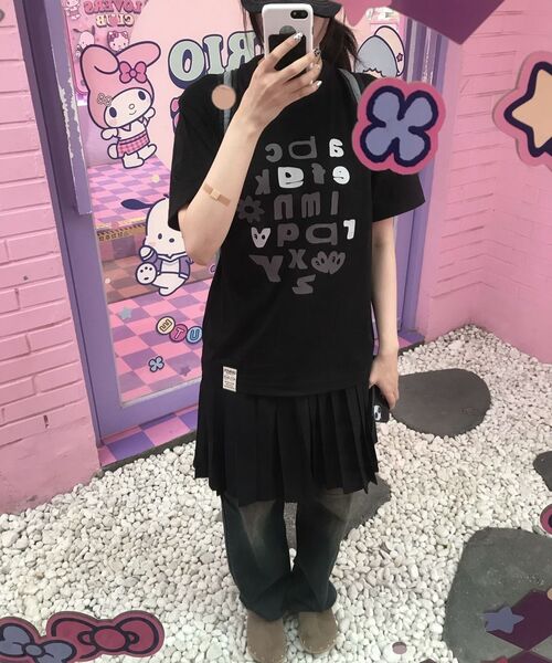 GRAVER（グレーバー）の「[ユニセックス]ABC半袖Tシャツ_3カラー（Tシャツ/カットソー・レディース・ホワイト/ブラック/サンドベージュ・SMALL/MEDIUM/LARGE/X-LARGE）」の7枚目の写真