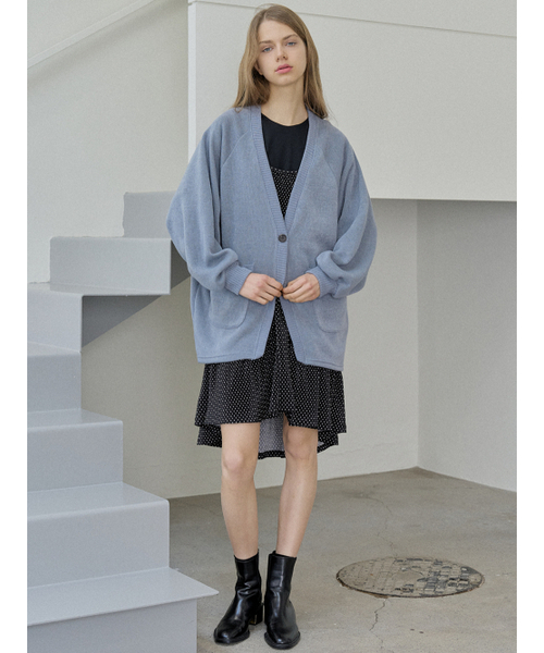 AVANT-G(アバン)の「Dolman Overfit Long Cardigan - BLUE(カーディガン/ボレロ・レディース・スカイブルー/ブラック/モカ・FREE)」の9枚目の写真