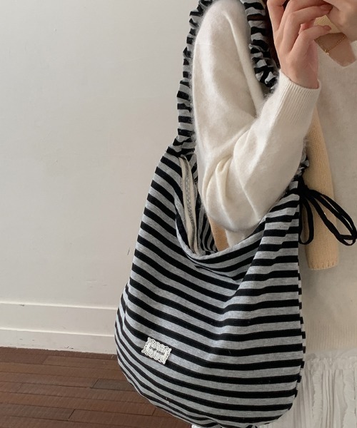 mebole(メボレ)の「Gather Strap Nuance Tote(トートバッグ・レディース・A/C/B・FREE)」の12枚目の写真